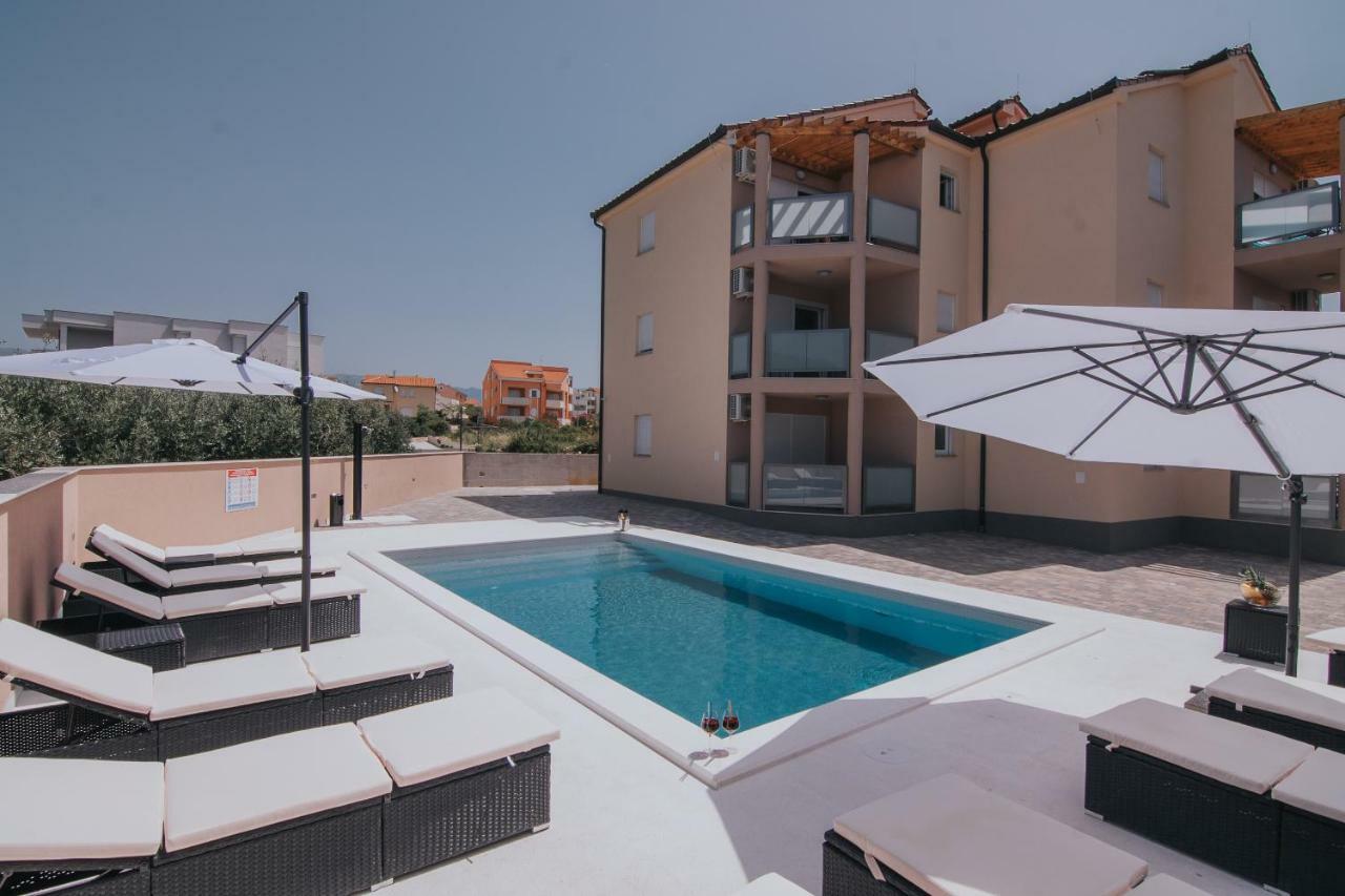 Poolside Hideout Apartments Novalja Zewnętrze zdjęcie